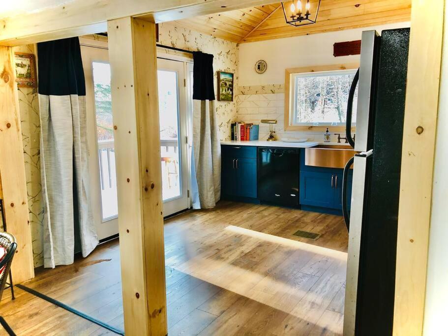 Charming 120-Year-Old Farmhouse By The Creek. Starlight Luaran gambar