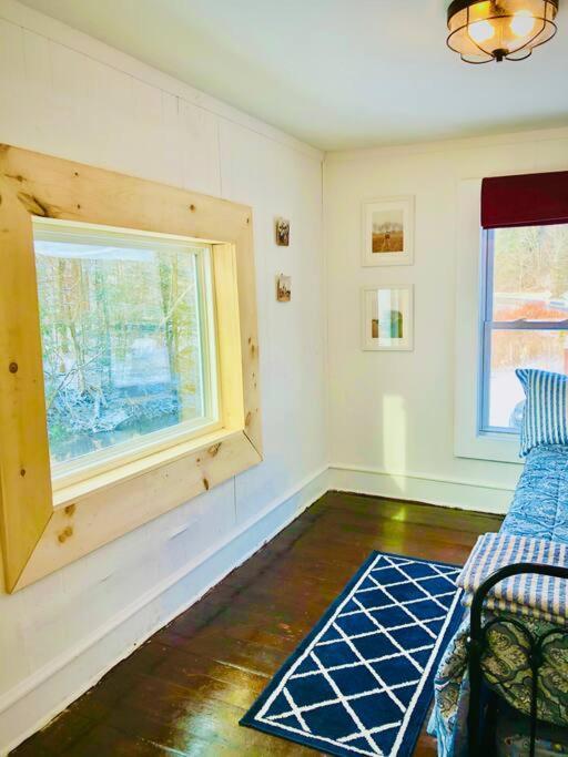 Charming 120-Year-Old Farmhouse By The Creek. Starlight Luaran gambar